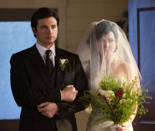 smallville series finale tom welling erica durance michael rosenbaum